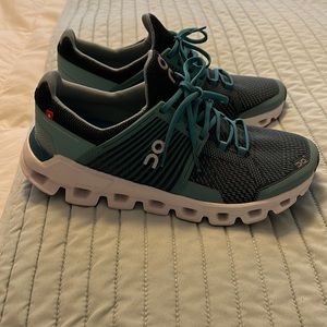 Women size 7.5 onclouds